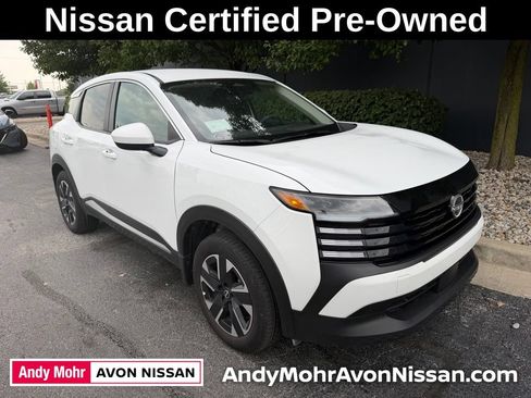 Certified 2025 Nissan Kicks SV AWD/4WD image 1