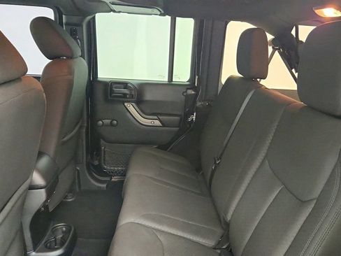 Used 2017 Jeep Wrangler Unlimited Sport w/ Connectivity Group AWD/4WD image 20