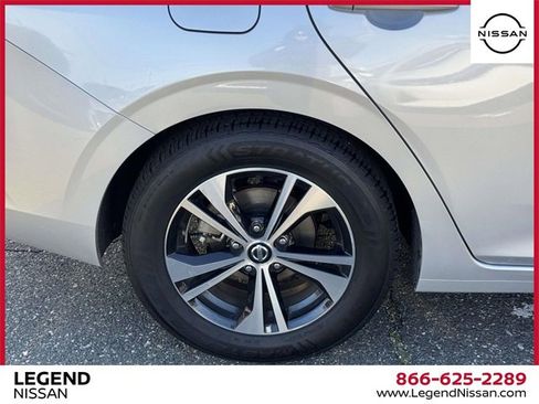 Used 2023 Nissan Sentra SV image 9