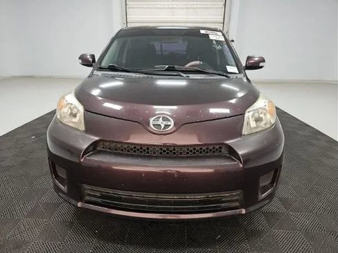 Used 2011 Scion xD FWD image 3