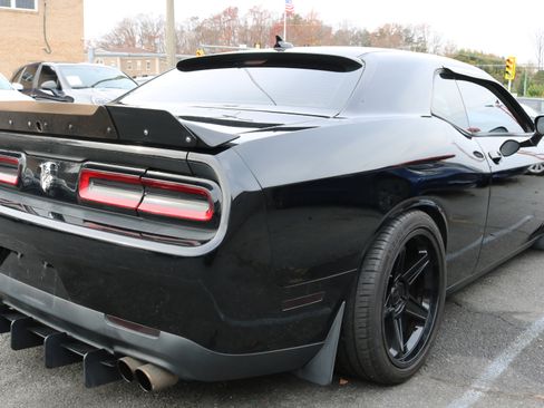 Used 2016 Dodge Challenger R/T w/ Blacktop Package image 7