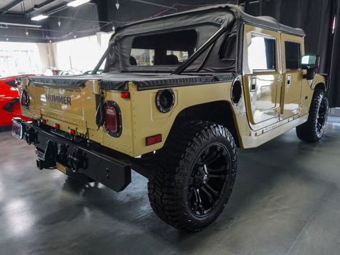 Used 2004 HUMMER H1 4-Door Open Top image 27