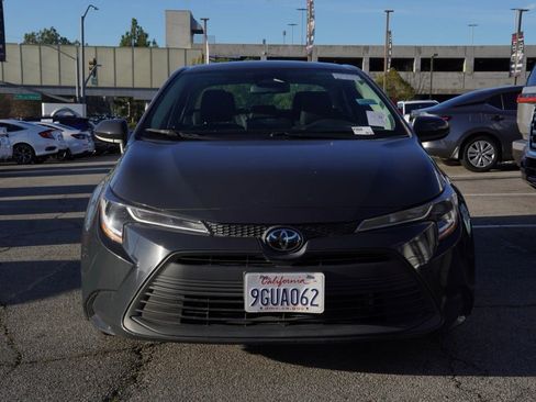 Used 2023 Toyota Corolla LE image 6
