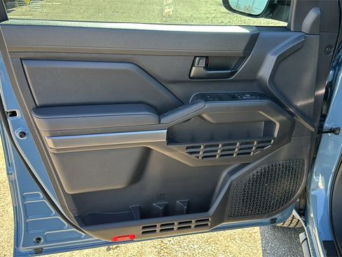 New 2026 Toyota Tacoma SR5 image 13