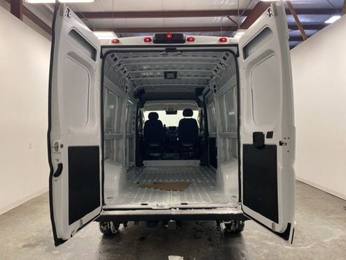 New 2026 RAM ProMaster 2500 w/ Convenience Group image 25