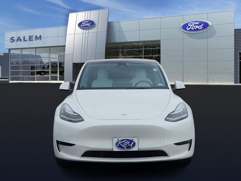 Used 2021 Tesla Model Y Long Range image 8