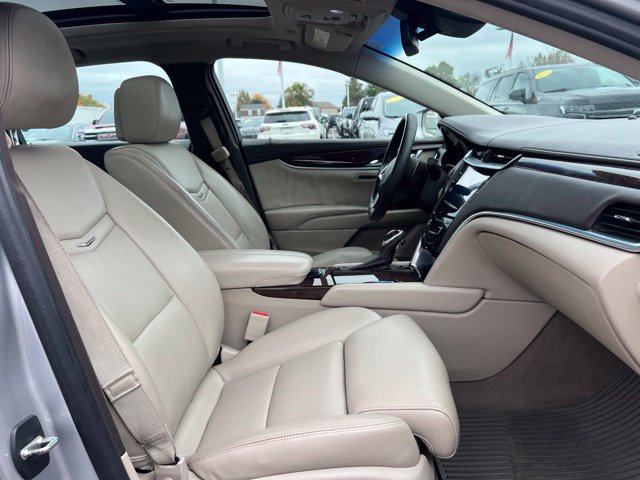 Used 2013 Cadillac XTS Luxury w/ Driver Awareness Package FWD image 11