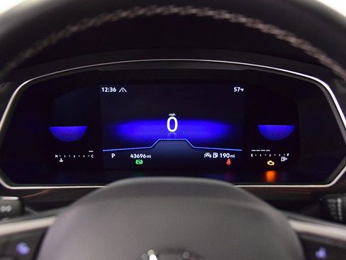 Used 2022 Volkswagen Tiguan S image 15