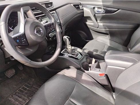 Used 2020 Nissan Rogue SL image 6