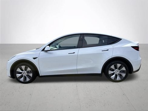 Used 2023 Tesla Model Y Long Range AWD/4WD image 10