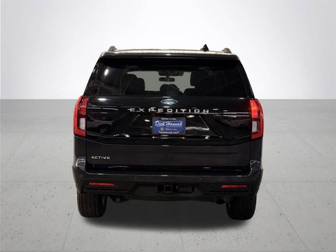 Certified 2025 Ford Expedition Active image 12