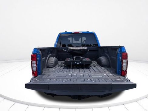 Used 2021 Ford F250 Lariat w/ Lariat Ultimate Package AWD/4WD image 12