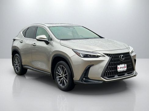 Used 2025 Lexus NX 350h AWD w/ Accessory Package (2T) image 3