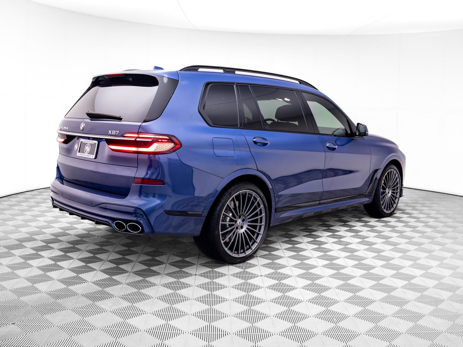 Used 2024 BMW ALPINA XB7 AWD/4WD image 5