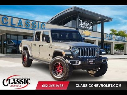 Used 2022 Jeep Gladiator Overland w/ Popular Equipment Package
