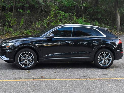 Used 2021 Audi Q8 Premium Plus image 4