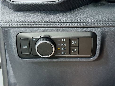 Used 2024 Ford Mustang GT Premium RWD image 20