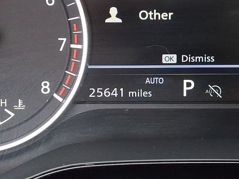 Used 2024 Nissan Pathfinder SV AWD/4WD image 21