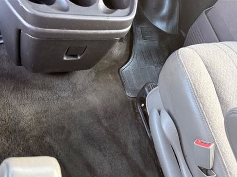 Used 2017 Chevrolet Express 3500 LT w/ LT Preferred Equipment Group RWD image 33