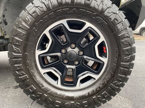 Used 2013 Jeep Wrangler Sport image 39