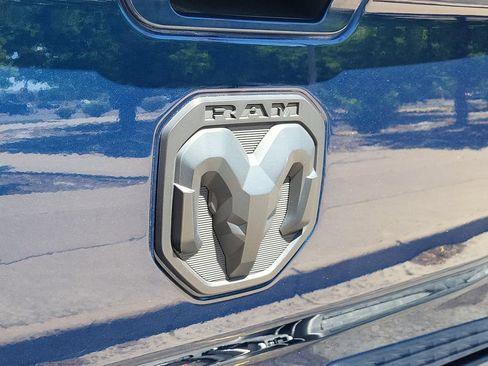 Used 2022 RAM 3500 Laramie AWD/4WD image 18