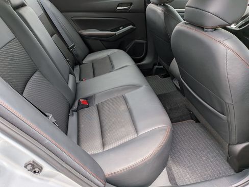 Used 2025 Nissan Altima 2.5 SR FWD image 30