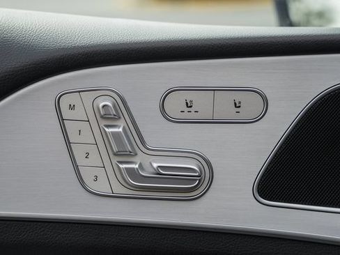Certified 2024 Mercedes-Benz GLE 450e 4MATIC image 40