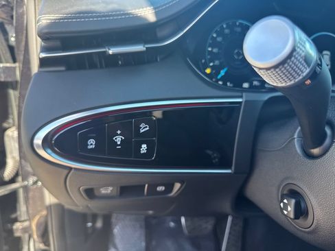 Used 2022 Genesis GV70 3.5T Sport w/ Sport Prestige Package AWD/4WD image 26