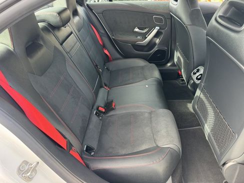 Used 2025 Mercedes-Benz CLA 35 AMG 4MATIC image 8