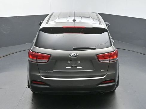 Used 2018 Kia Sorento L image 44