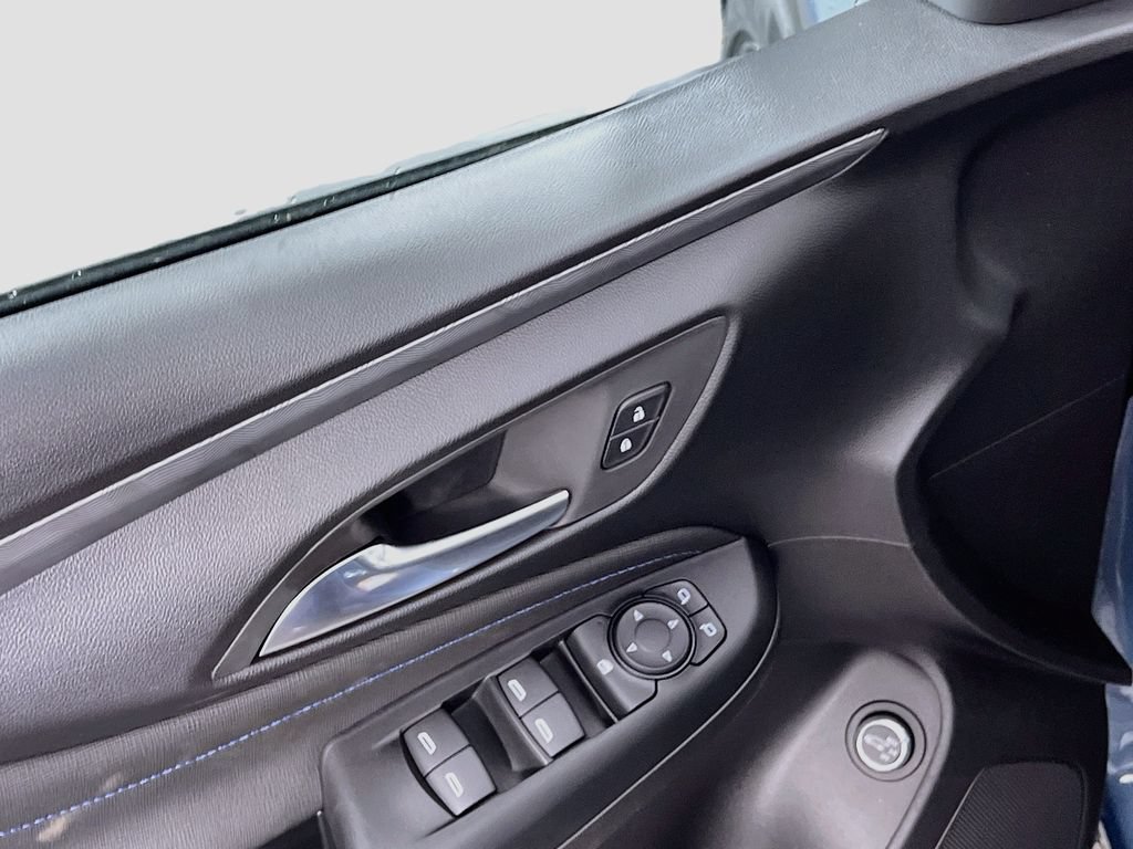 New 2026 Buick Envista Sport Touring w/ Convenience I Package FWD image 15