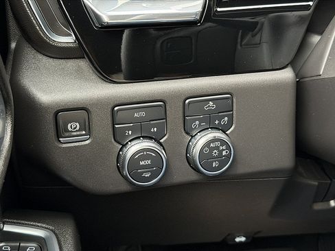 Used 2024 GMC Sierra 1500 Elevation AWD/4WD image 20