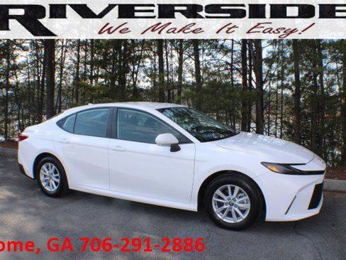 Certified 2025 Toyota Camry LE w/ Convenience Package image 1