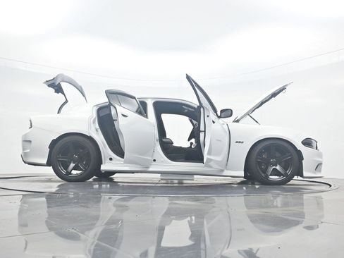 Used 2019 Dodge Charger Scat Pack RWD image 37