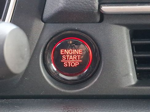 Used 2023 Honda Pilot Touring image 26