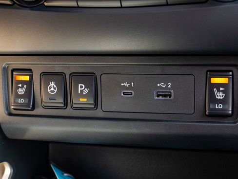 New 2026 Nissan Frontier SV w/ All-Weather Content Package AWD/4WD image 19