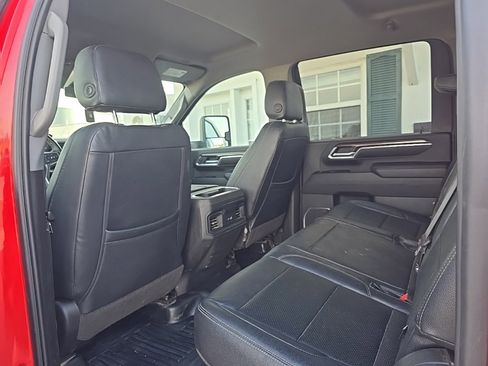 Used 2024 Chevrolet Silverado 3500 LT w/ Convenience Package image 19