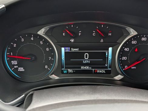 Used 2018 Chevrolet Equinox Premier FWD image 27