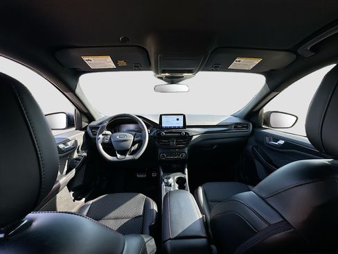 Certified 2024 Ford Escape ST-Line FWD image 20