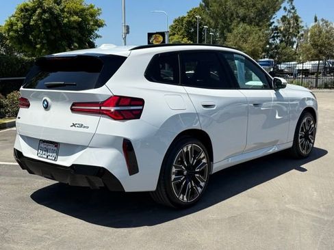 Used 2025 BMW X3 xDrive30i w/ Premium Package AWD/4WD image 8