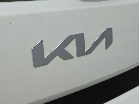 Used 2022 Kia Soul LX w/ Technology Package image 9