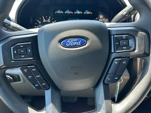 Used 2017 Ford F150 XLT image 16