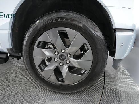 Used 2022 Ford F150 Lightning Lariat w/ Tow Technology Package AWD/4WD image 15