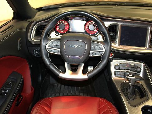 Used 2022 Dodge Challenger SRT Hellcat w/ Plus Package RWD image 13