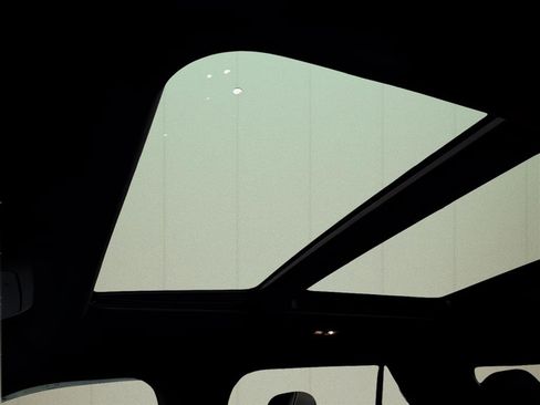 Used 2023 Ford Explorer ST w/ Equipment Group 401A image 17