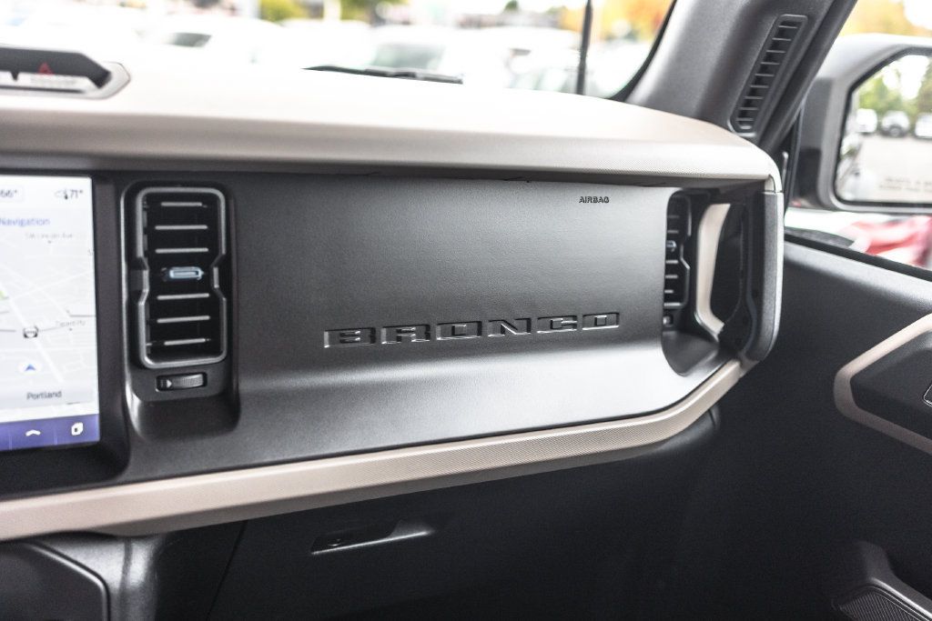 Used 2022 Ford Bronco Wildtrak AWD/4WD image 20