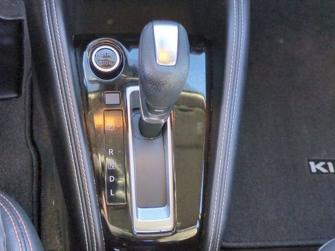 Used 2020 Nissan Kicks SR w/ SR Premium Package image 22