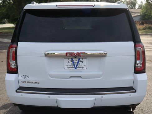 Used 2018 GMC Yukon Denali w/ Denali Ultimate Package AWD/4WD image 6