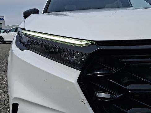 Certified 2023 Honda CR-V Sport Touring image 9