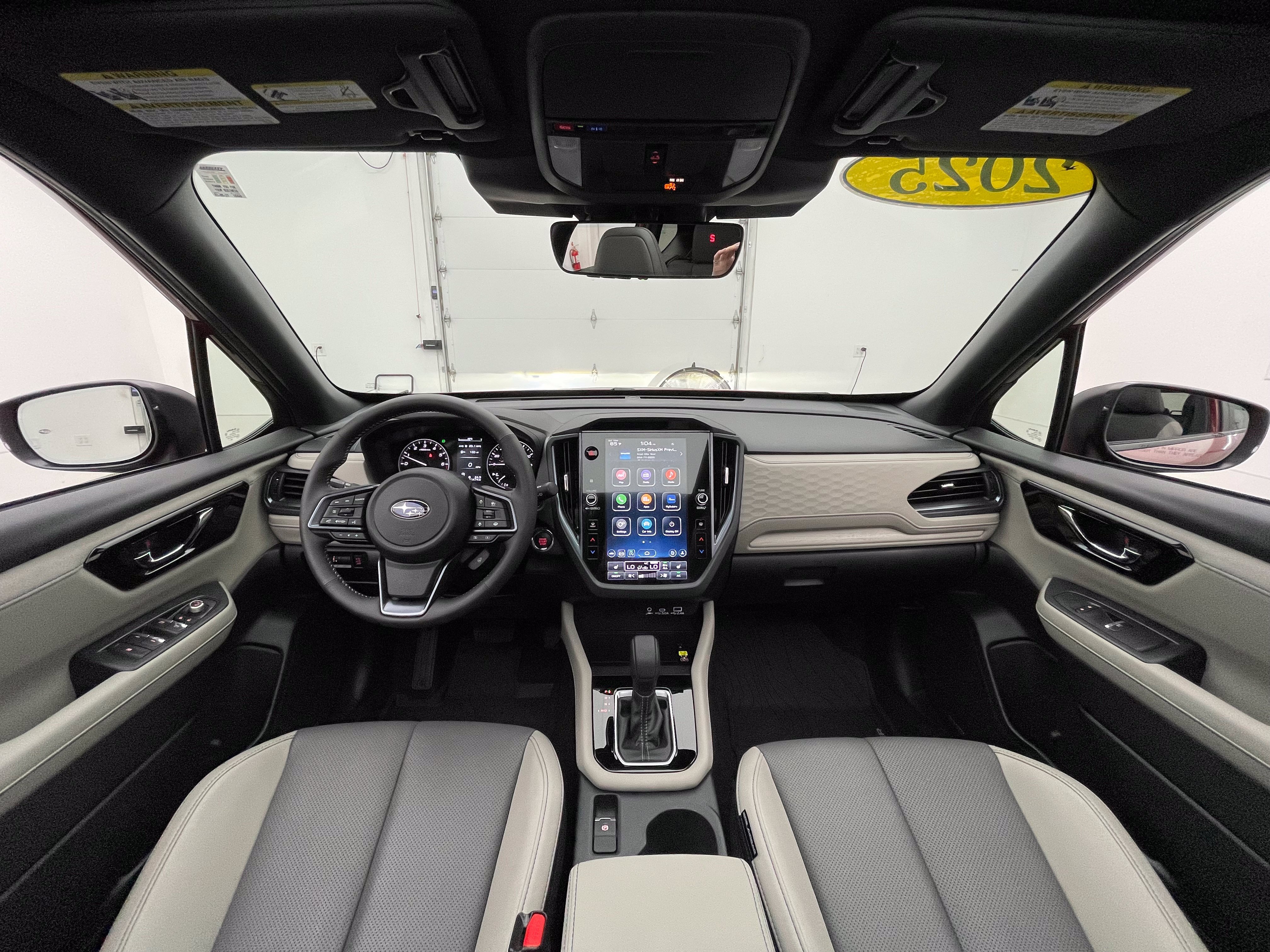 Used 2025 Subaru Forester Limited AWD/4WD image 2